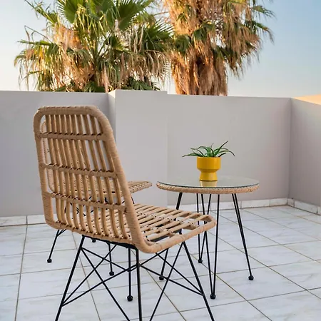 アパート Aeolos Loft - Town, 3 Min To *