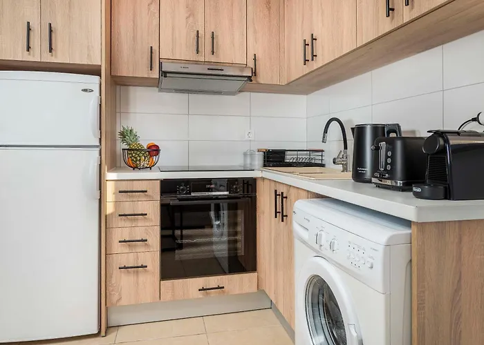 Aeolos Loft - 3 Min Walk To & Town Appartement