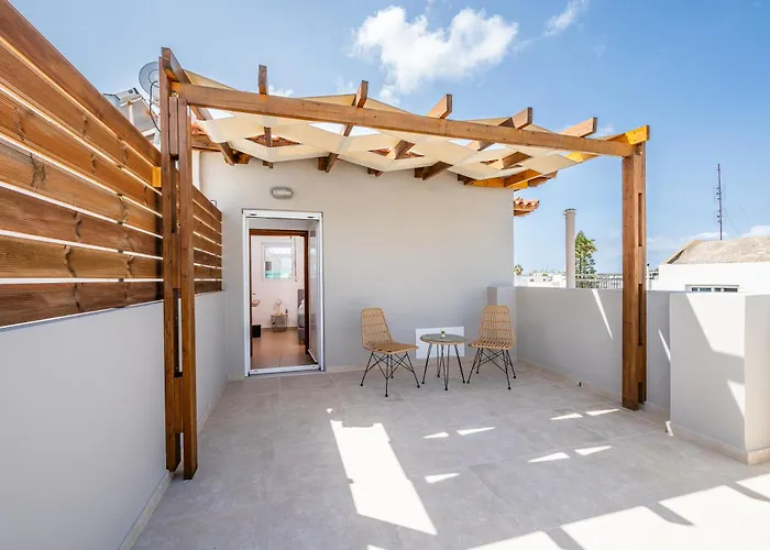 Aeolos Loft - Town, 3 Min To