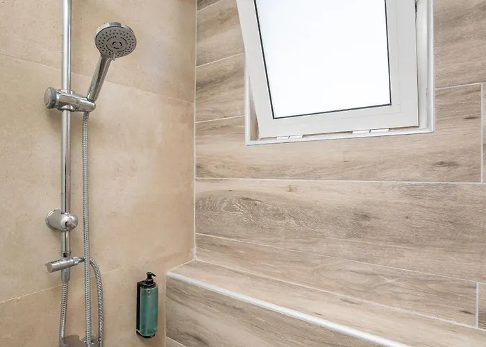 Aeolos Loft - Town, 3 Min To 아파트 코스 타운